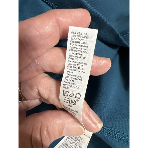 Athleta Women's Shanti Crop Top NWT Size M Color Dark Sardina Blue - Picture 10 of 10